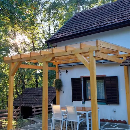 Vikendica Woodnook Kosmaj - Sumski Kutak