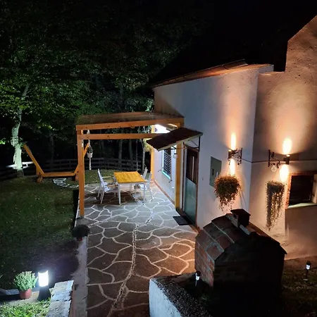 Vikendica Woodnook Kosmaj - Sumski Kutak