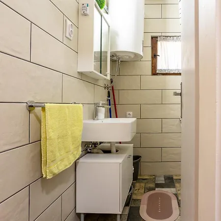 Vikendica Woodnook Kosmaj - Sumski Kutak