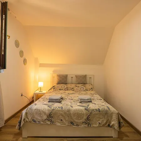 Сasa de vacaciones Vikendica Woodnook Kosmaj - Sumski Kutak *